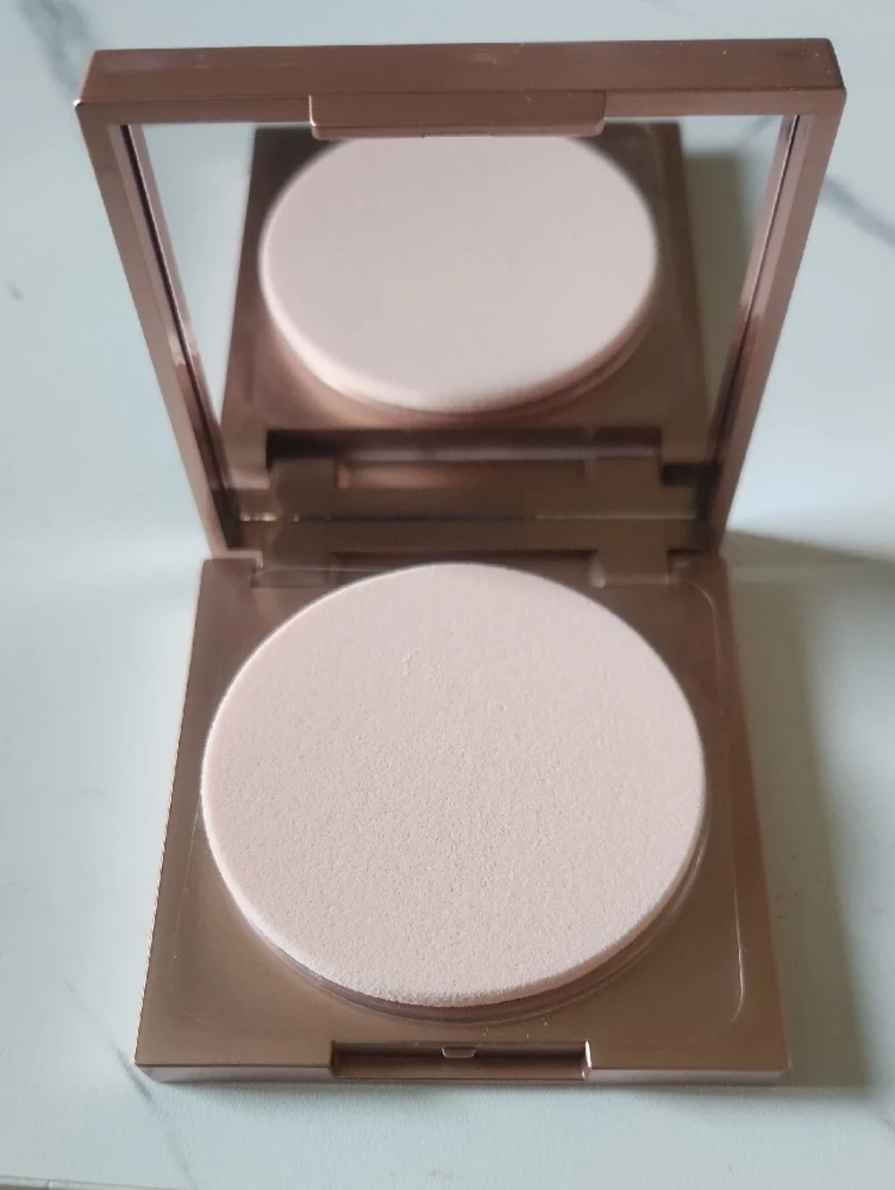 Mally Beauty Face Defender Matifiant Compact Powder Universal